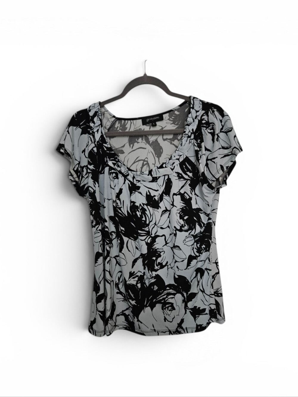 Grayson Women's Large Blue Black Floral Top Cap Sleeve Stretch Knit Large